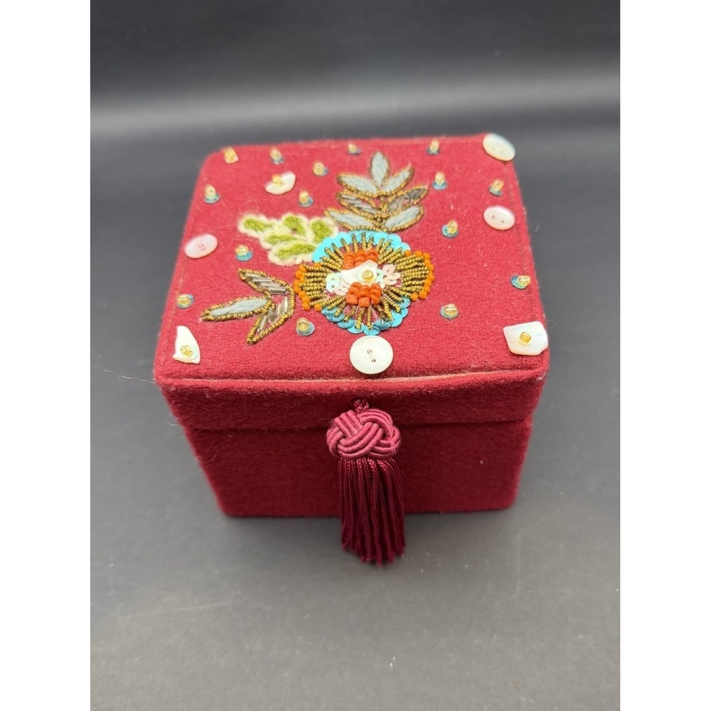 Vintage Red Velvet Beaded Embroidered Jewelry Box w Mirror Tassel‎ Trinket Box